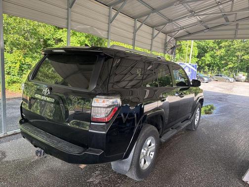 Midnight Black Metallic 2017 Toyota 4Runner SR5 Premium
