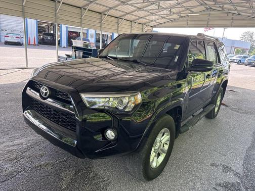 Midnight Black Metallic 2017 Toyota 4Runner SR5 Premium