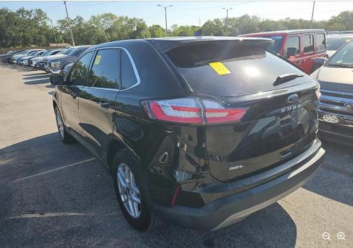 Black Metallic 2023 Ford Edge SEL