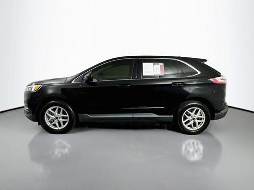 Black Metallic 2023 Ford Edge SEL