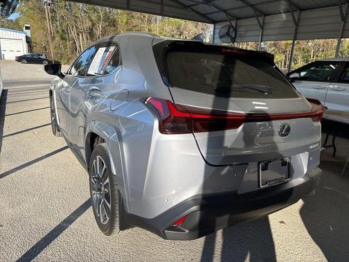 2023 Lexus UX 250h Base