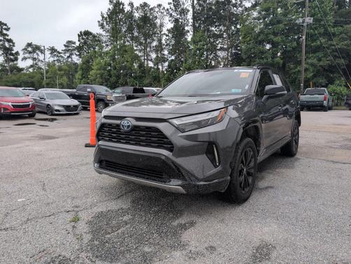 Midnight Black Metallic 2022 Toyota RAV4 Hybrid SE