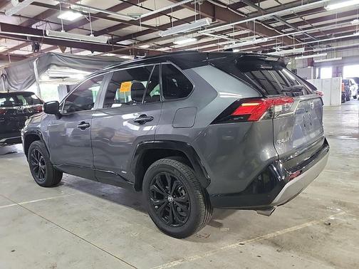 Midnight Black Metallic 2022 Toyota RAV4 Hybrid SE
