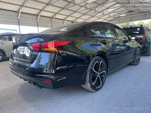 2024 Nissan Altima SR FWD