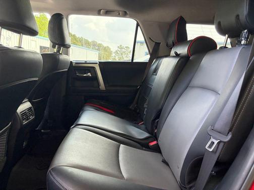 Magnetic Gray Metallic 2022 Toyota 4Runner SR5 Premium