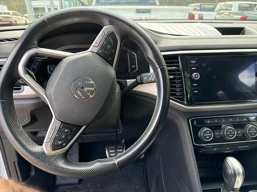 2021 Volkswagen Atlas 3.6L SEL Premium