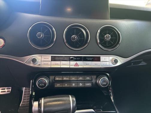 2021 Kia Stinger GT-Line