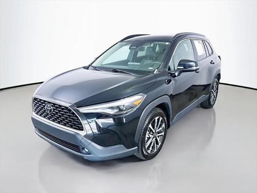 2024 Toyota Corolla Cross XLE