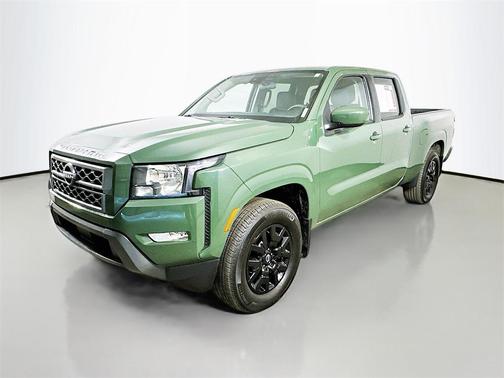 2024 Nissan Frontier SV