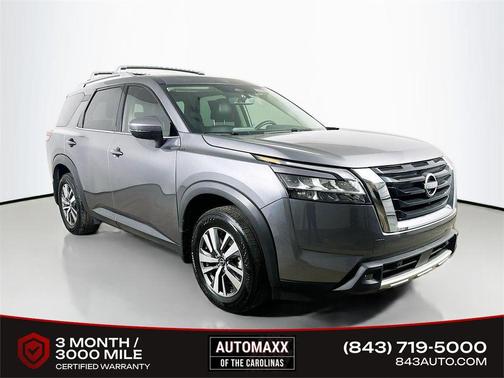 2024 Nissan Pathfinder SL FWD