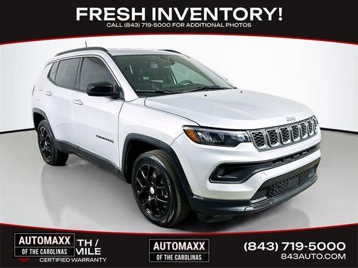 2024 Jeep Compass Latitude Lux