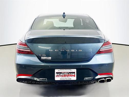 2023 Genesis G70 2.0T RWD