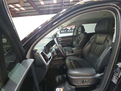 Ebony Black 2024 Kia Sorento EX