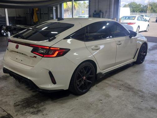 2023 Honda Civic Type R Touring