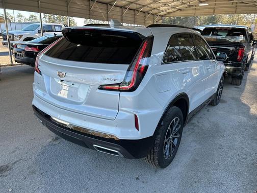 2025 Cadillac XT4 Sport