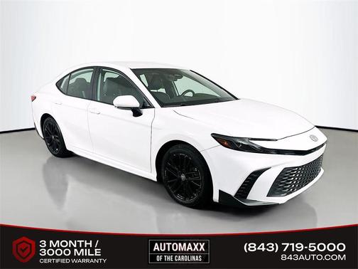 Ice Cap 2025 Toyota Camry SE
