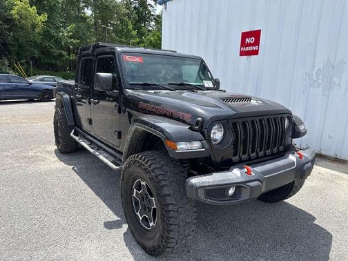 Black Clearcoat 2021 Jeep Gladiator Mojave 4x4