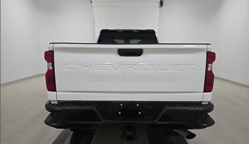 Summit White 2024 Chevrolet Silverado 2500 Custom
