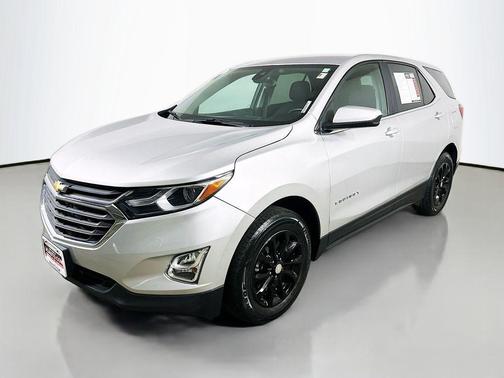 Silver Ice Metallic 2021 Chevrolet Equinox 1LT
