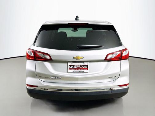 Silver Ice Metallic 2021 Chevrolet Equinox 1LT