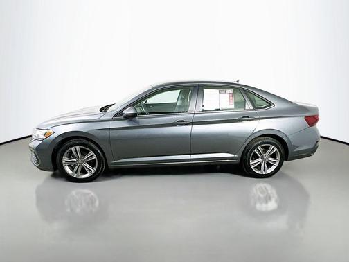 Platinum Gray Metallic 2024 Volkswagen Jetta 1.5T SE