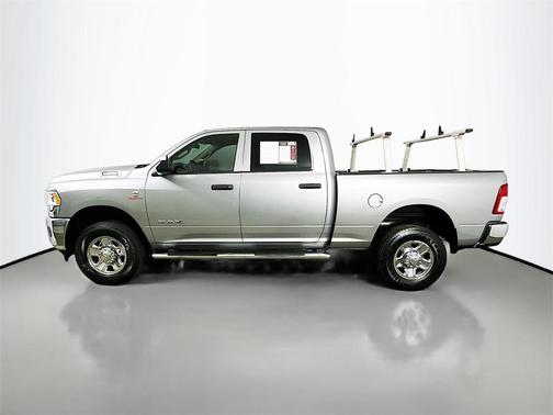 2019 RAM 2500 Tradesman Crew Cab 4x4 6'4' Box