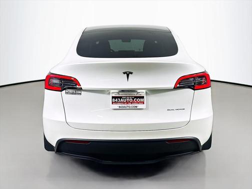 2023 Tesla Model Y Long Range Dual Motor All-Wheel Drive