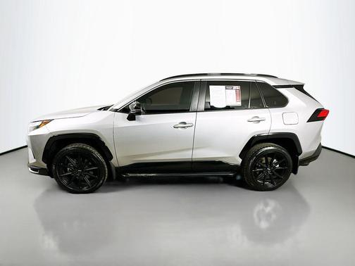 2022 Toyota RAV4 Prime SE