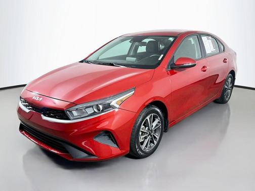 Currant Red 2024 Kia Forte LXS