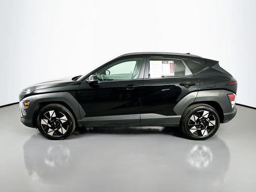 Abyss Black Pearl 2025 Hyundai KONA SEL