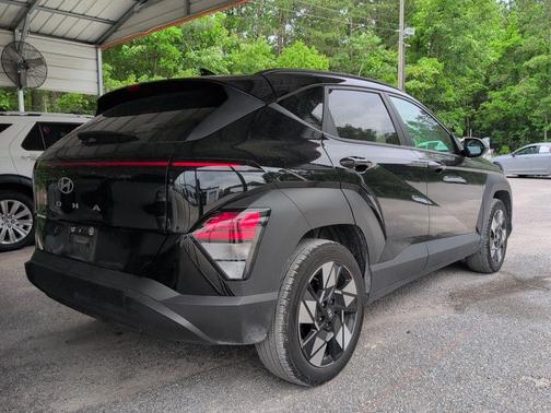Abyss Black Pearl 2025 Hyundai KONA SEL