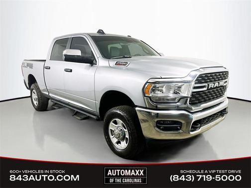 2022 RAM 2500 Big Horn Crew Cab 4x4 6'4' Box