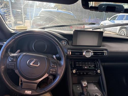 2022 Lexus IS 350 Base