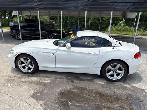 Alpine White 2012 BMW Z4 sDrive28i
