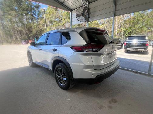 2024 Nissan Rogue S
