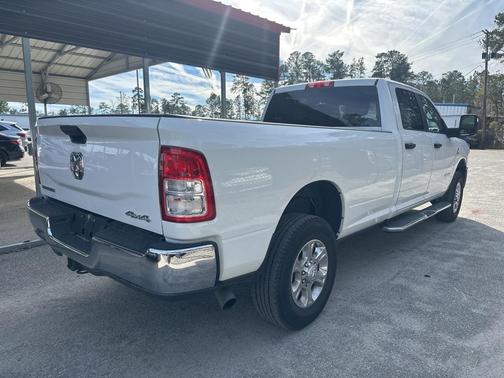 2024 RAM 2500 Big Horn Crew Cab 4x4 8' Box
