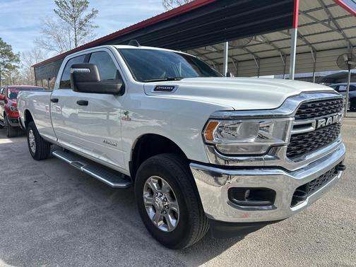 2024 RAM 2500 Big Horn Crew Cab 4x4 8' Box
