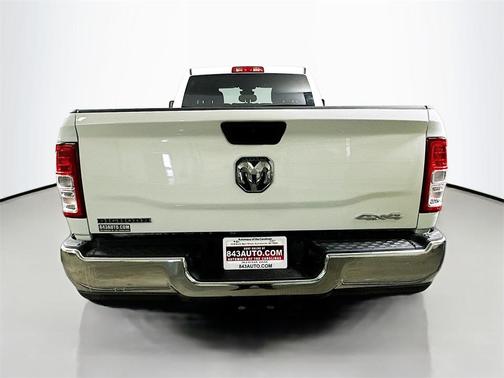 2024 RAM 2500 Big Horn Crew Cab 4x4 8' Box