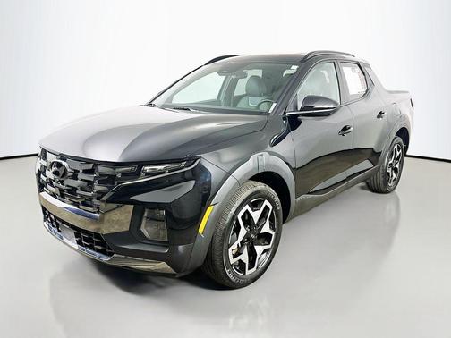Phantom Black 2023 Hyundai SANTA CRUZ Limited