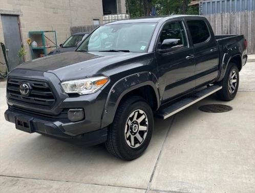 2019 Toyota Tacoma SR