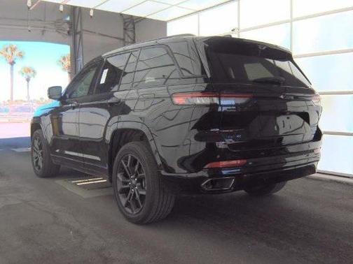 2023 Jeep Grand Cherokee 4xe 30th Anniversary