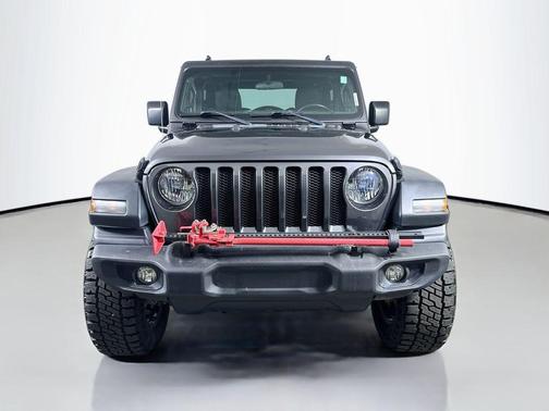 Granite Crystal Metallic Clearcoat 2019 Jeep Wrangler Sport S