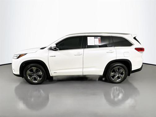 2019 Toyota Highlander Hybrid Platinum