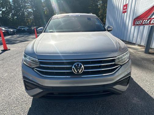Pyrite Silver Metallic 2022 Volkswagen Tiguan 2.0T S