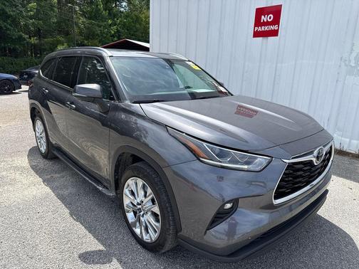 Magnetic Gray Metallic 2023 Toyota Highlander Limited