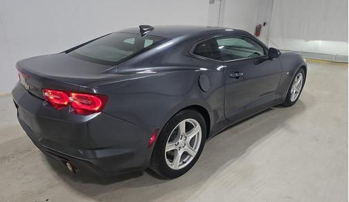 Shadow Gray Metallic 2023 Chevrolet Camaro 1LT