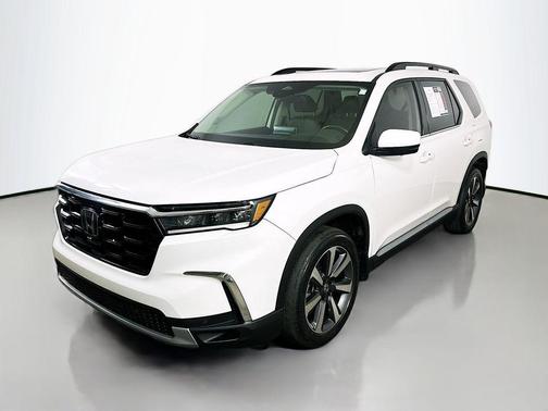2023 Honda Pilot AWD Elite