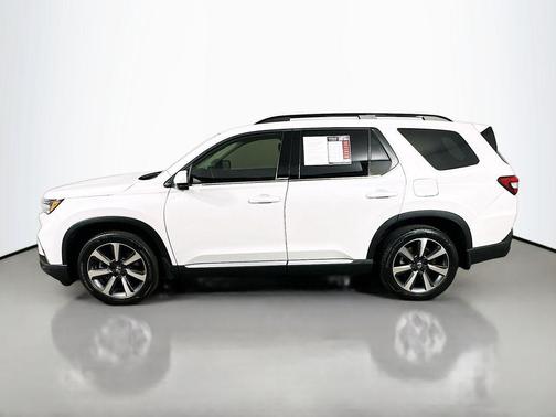 2023 Honda Pilot AWD Elite