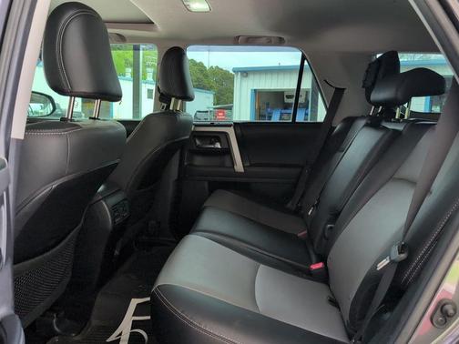 Magnetic Gray Metallic 2021 Toyota 4Runner SR5 Premium