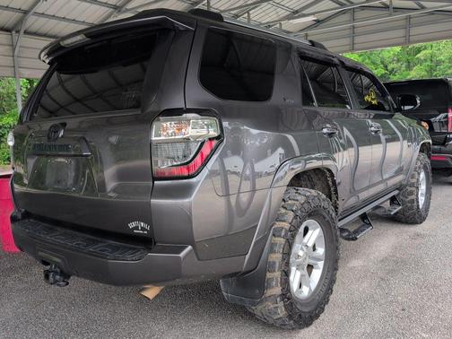 Magnetic Gray Metallic 2021 Toyota 4Runner SR5 Premium